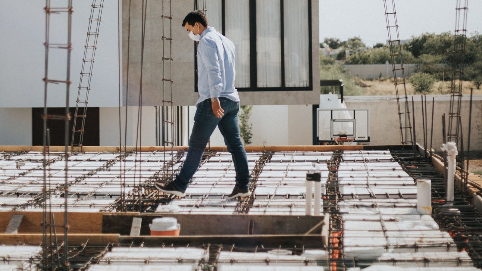 xr:d:DAEtN2bEhX4:68,j:427154154,t:22121414